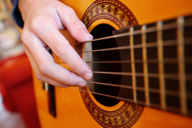 When to Start Guitar Lessons