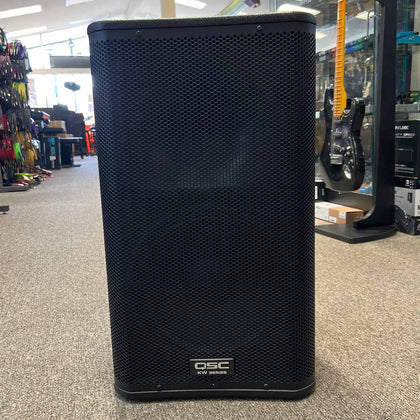 QSC Audio KW122 Powered 12 in. 2-Way Loudspeaker w/ Cover (Pre-Owned)