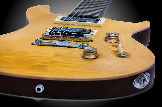 What's the Difference Between Passive and Active Pickups?