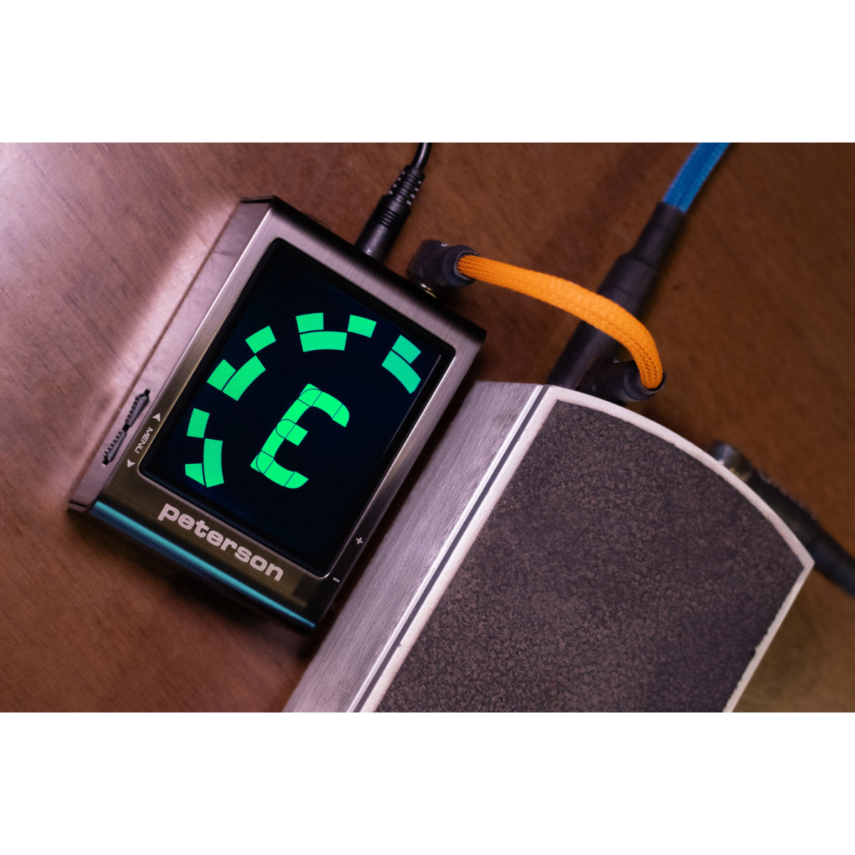 Peterson StroboVUE Always-On PedalBoard Tuning Monitor Pedal w/ Pure Buffer Output