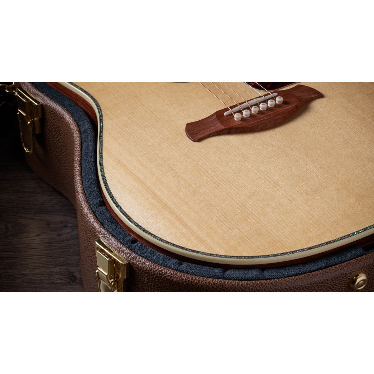 Taylor Gold Label 917e Honduran Rosewood Acoustic-Electric Guitar