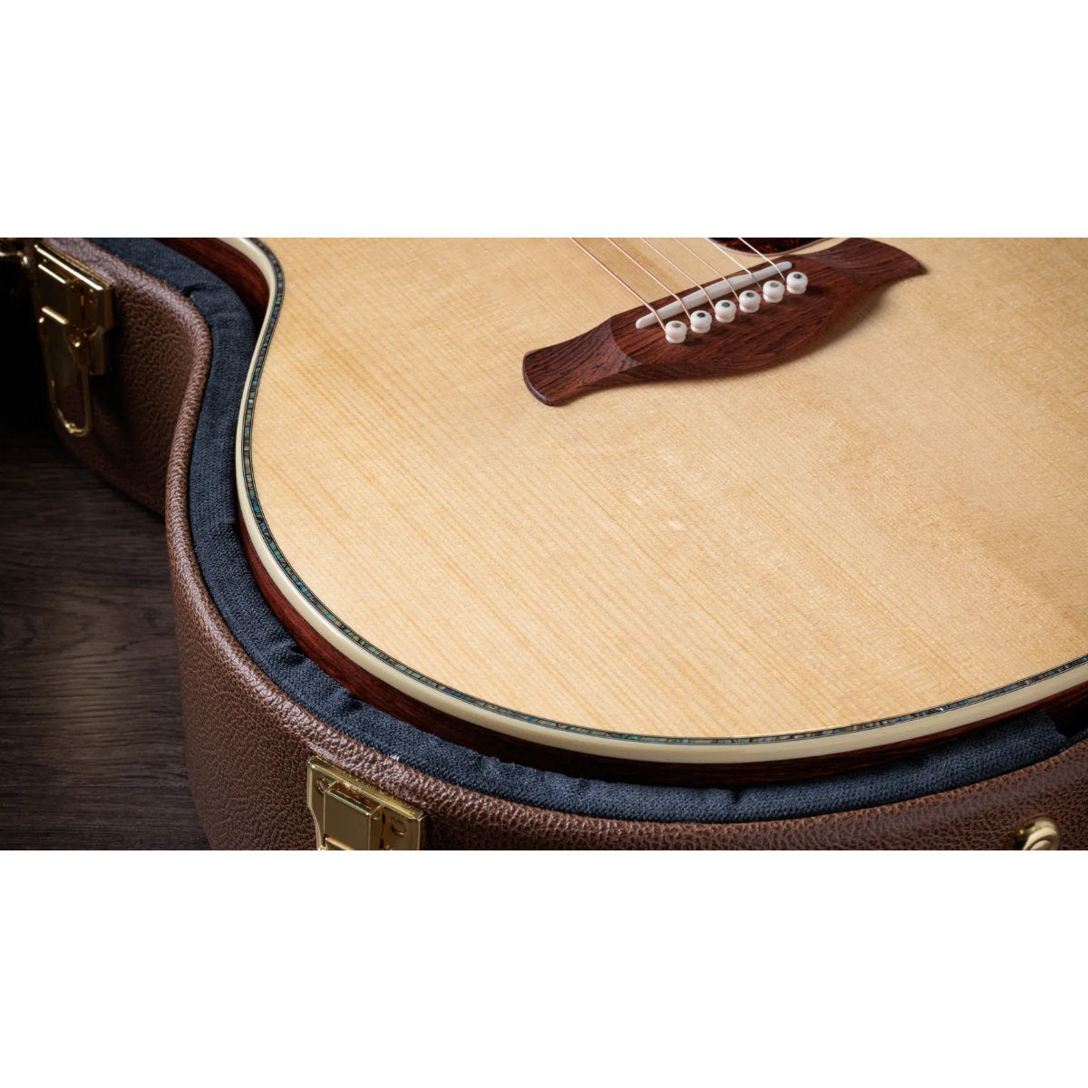 Taylor Gold Label 914e Honduran Rosewood Acoustic-Electric Guitar