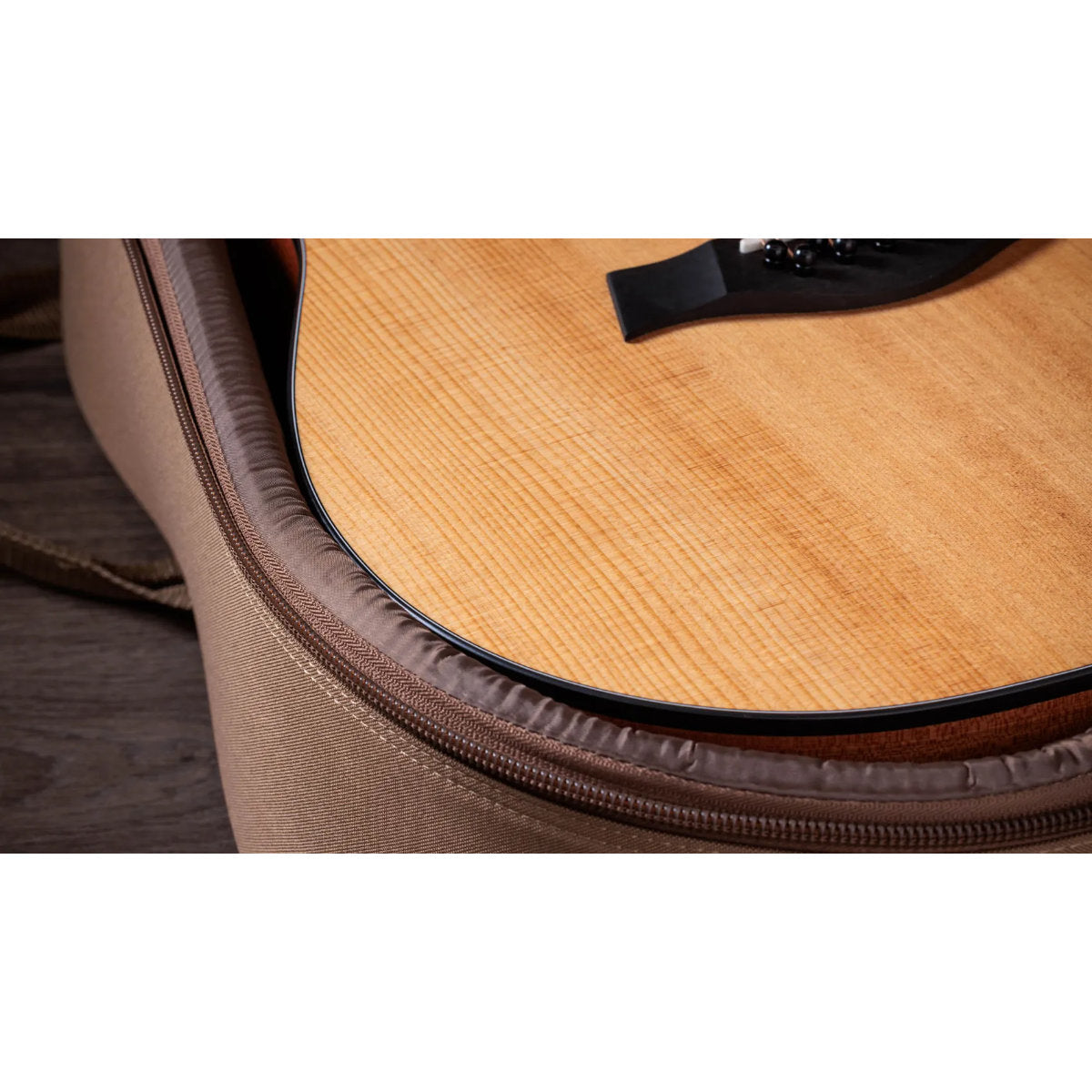 Taylor 150ce Bajo Quinto Layered Sapele 10-String Acoustic-Electric Guitar