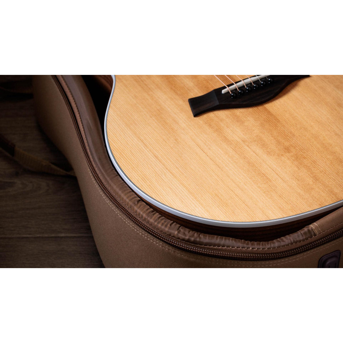 Taylor 214ce Acoustic-Electric Guitar w/ Case