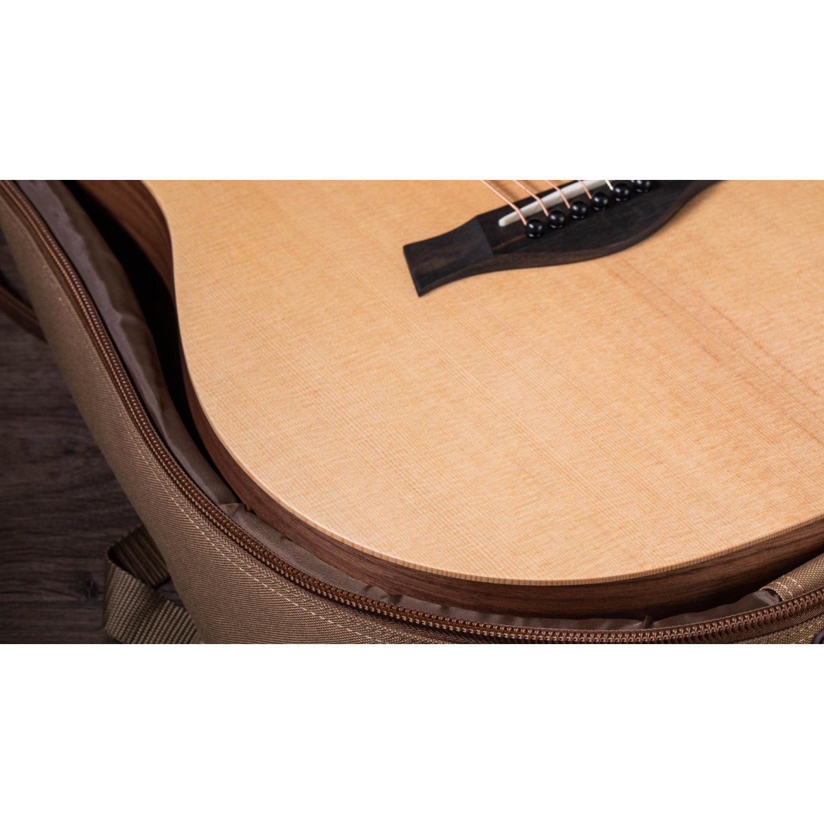 Taylor BBT Big Baby Taylor Acoustic Guitar with Gig Bag - Bananas at Large®