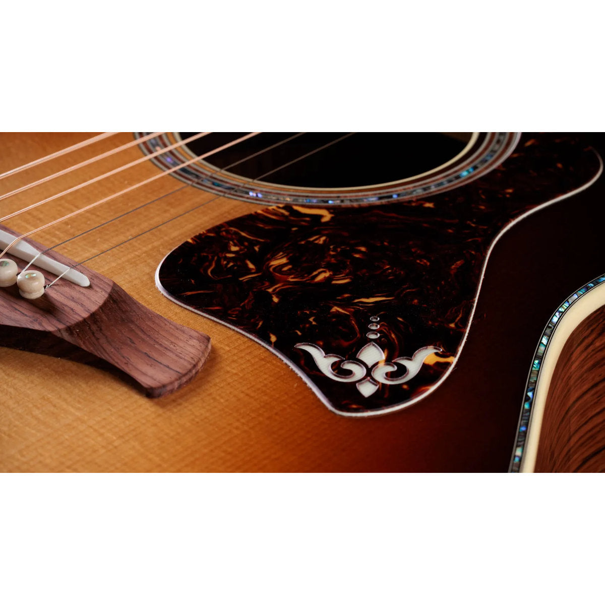 Taylor Gold Label 917e SB Honduran Rosewood Acoustic-Electric Guitar - Teardrop Sunburst