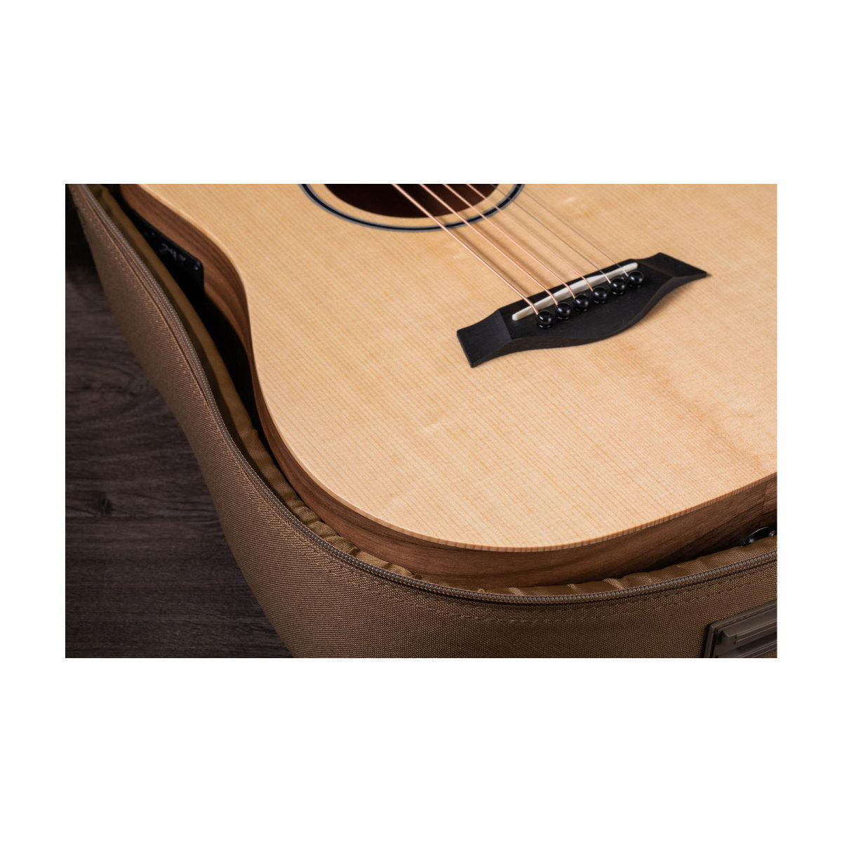 Taylor BT1e Baby Taylor Acoustic Guitar - Bananas at Large®