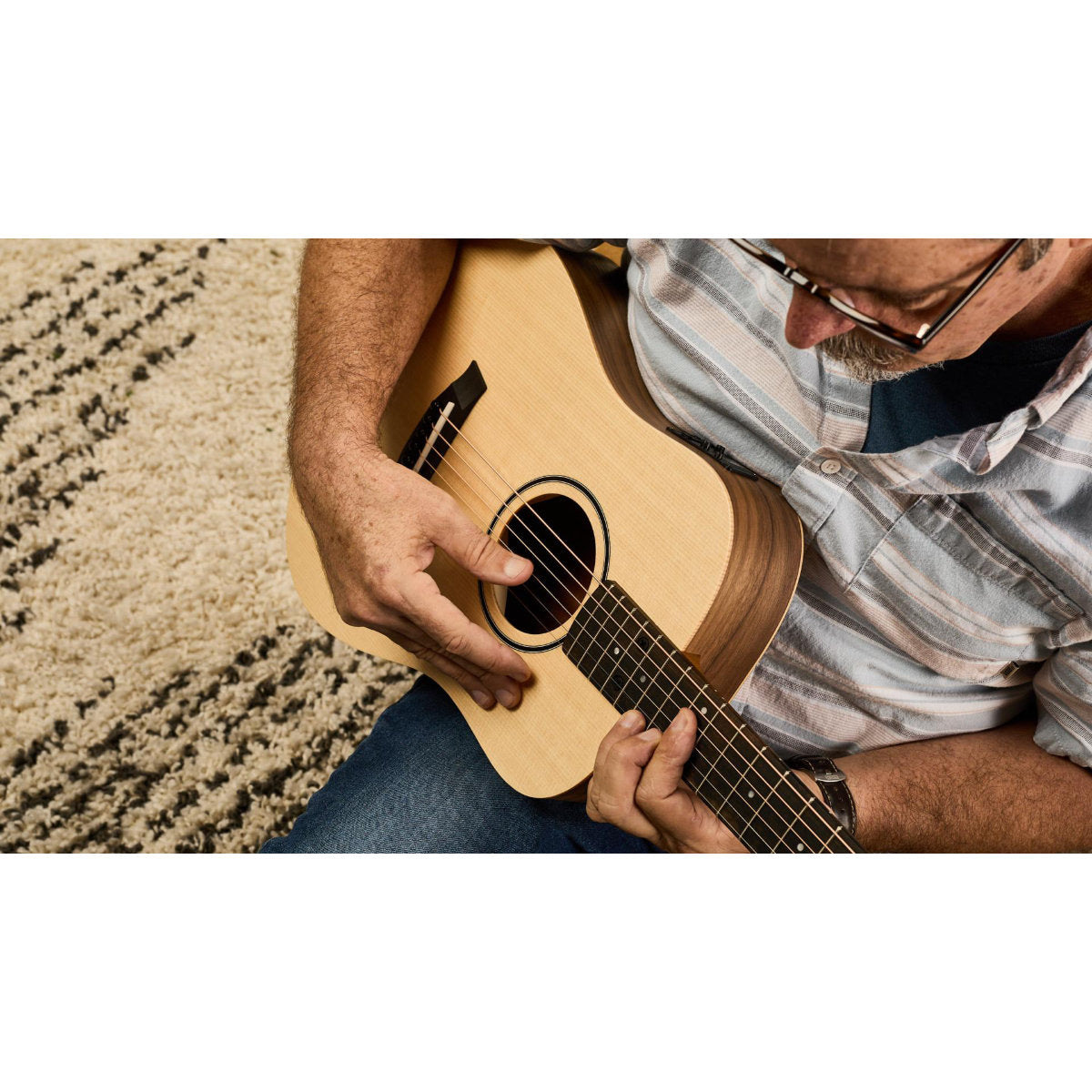 Taylor BT1e Baby Taylor Acoustic Guitar - Bananas at Large®