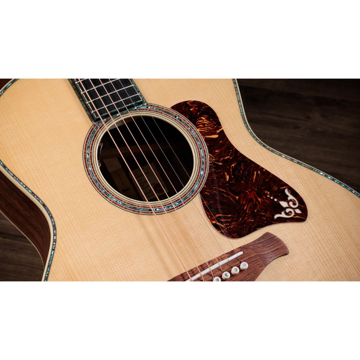 Taylor Gold Label 914e Honduran Rosewood Acoustic-Electric Guitar