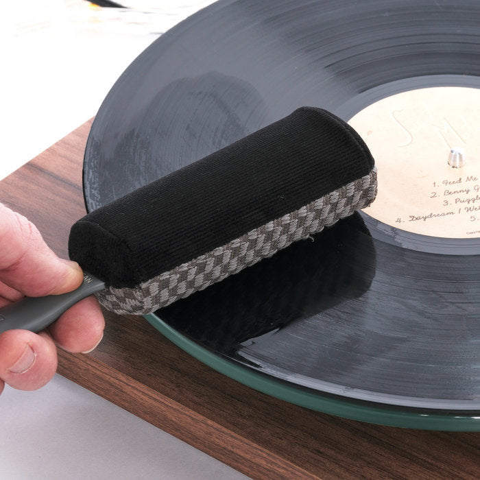 Music Nomad MN890 6 'n 1 Vinyl Record Cleaning & Care Kit