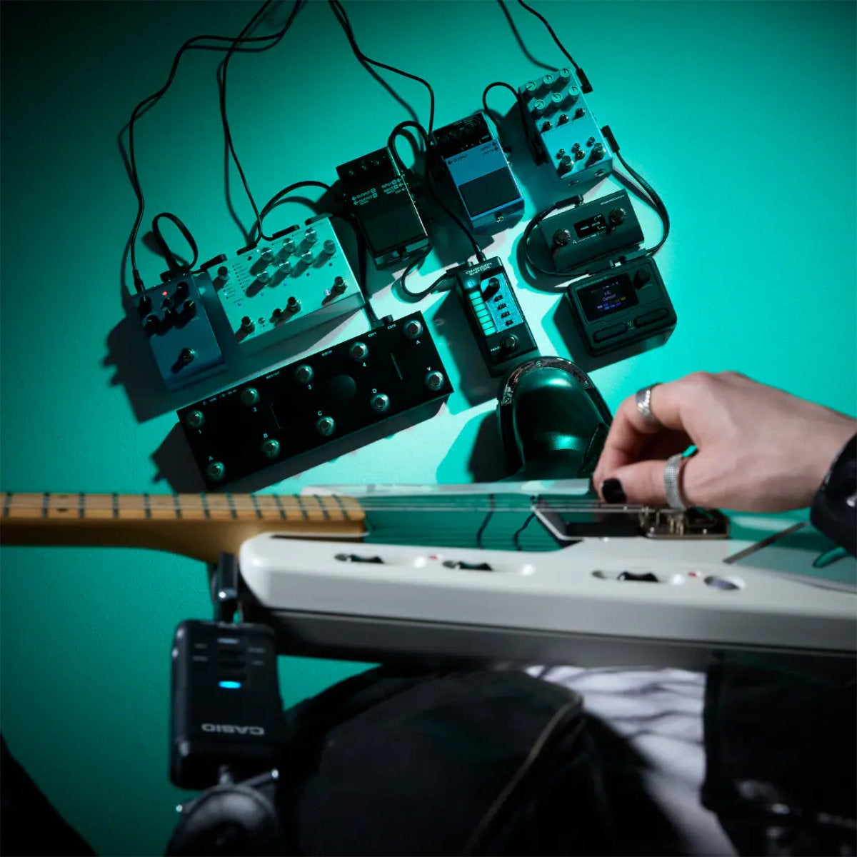 Casio DN-SE10 Dimension Shifter Dynamic Wireless Expression Strap Controller for Guitar