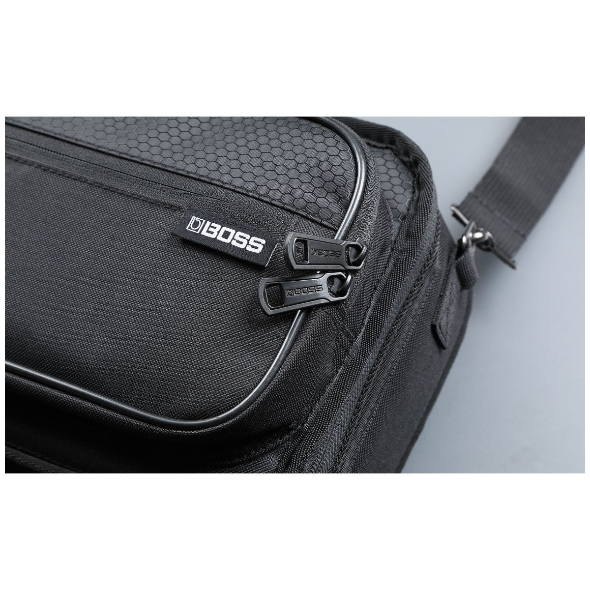 BOSS CB-BM-M Multi-Effect Case - Medium (for the GT-1000, GX-100, ME-90, and ME-90B)