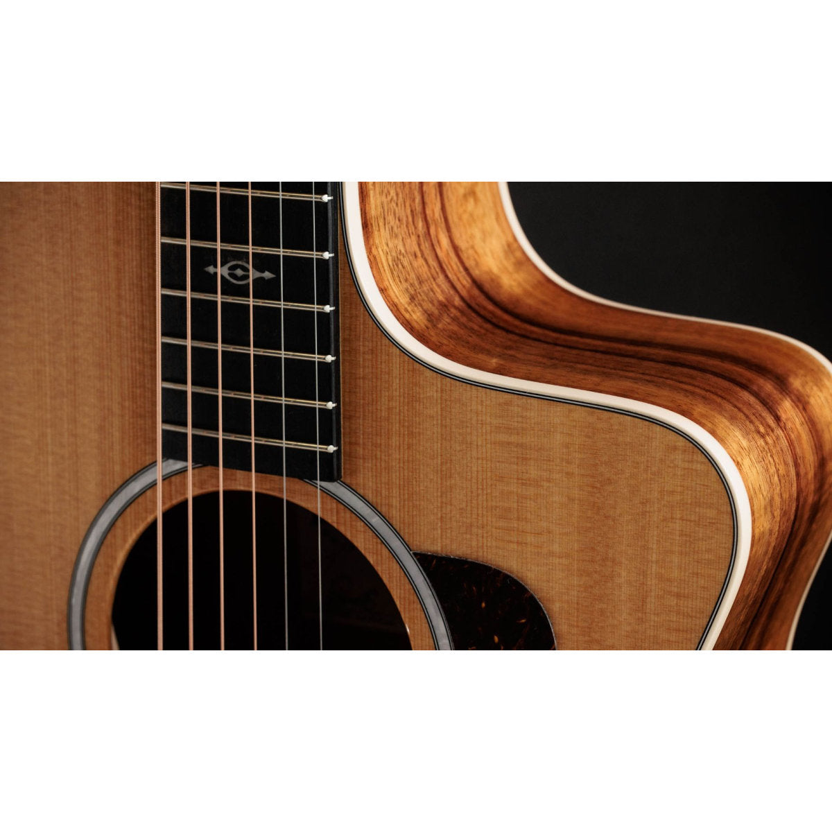Taylor 214ce-K DLX Hawaiian Koa Acoustic-Electric Guitar – Bananas