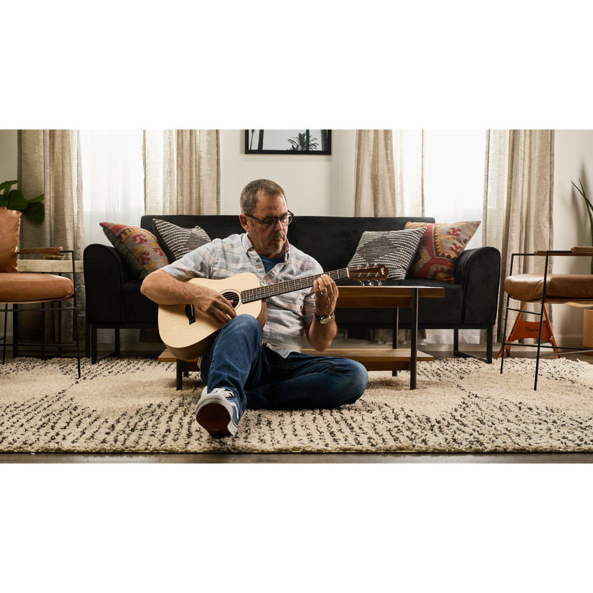 Taylor BT1e Baby Taylor Acoustic Guitar - Bananas at Large®
