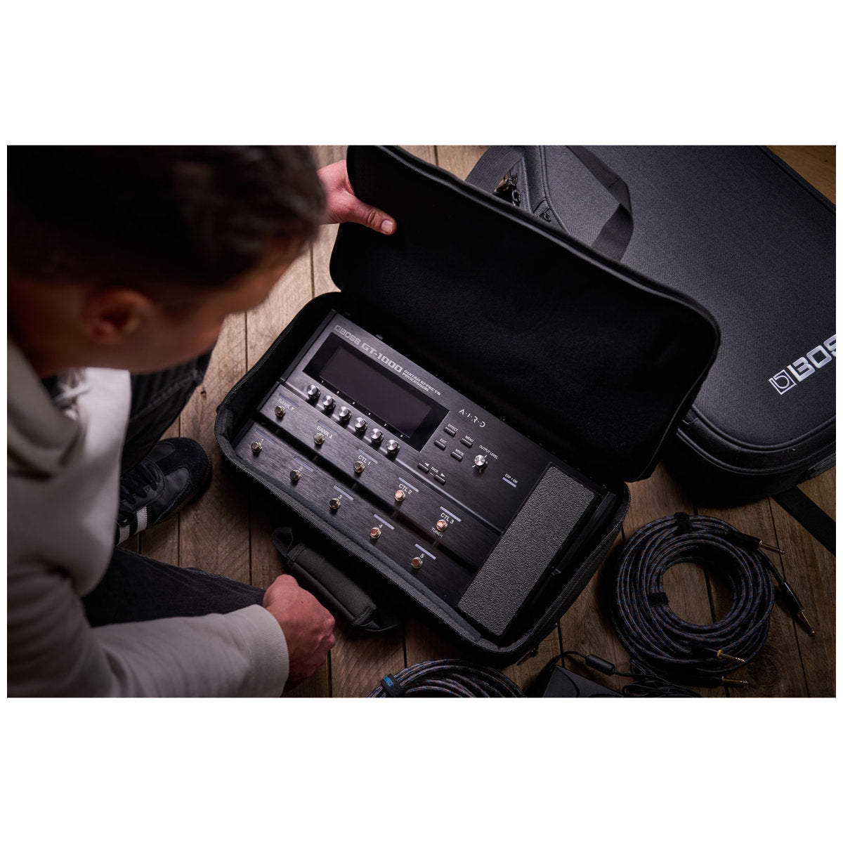 BOSS CB-BM-M Multi-Effect Case - Medium (for the GT-1000, GX-100, ME-90, and ME-90B)