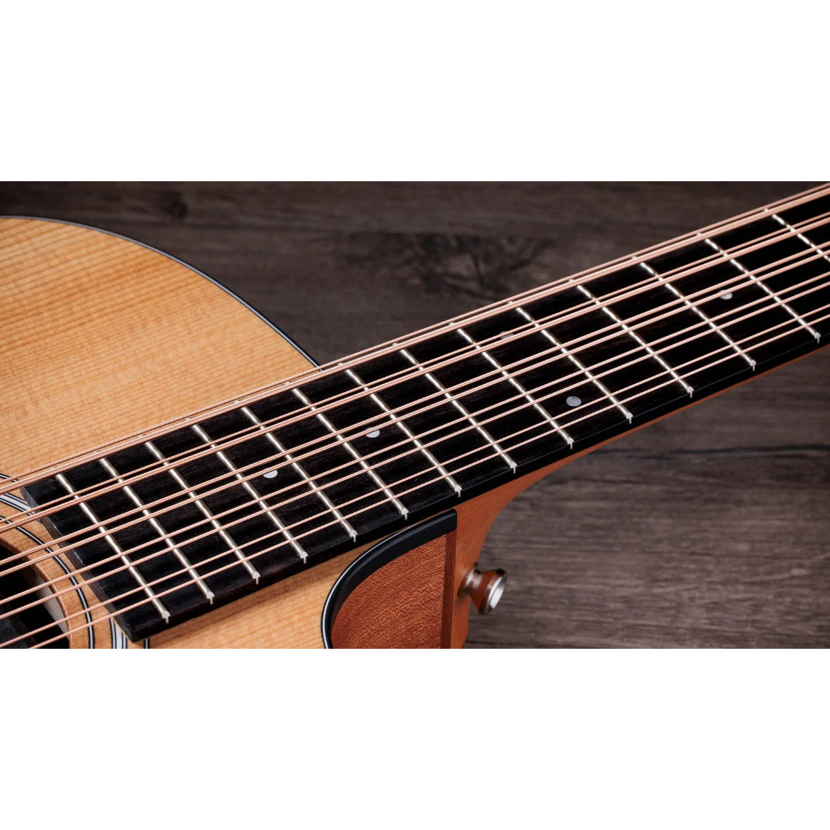 Taylor 150ce Bajo Quinto Layered Sapele 10-String Acoustic-Electric Guitar