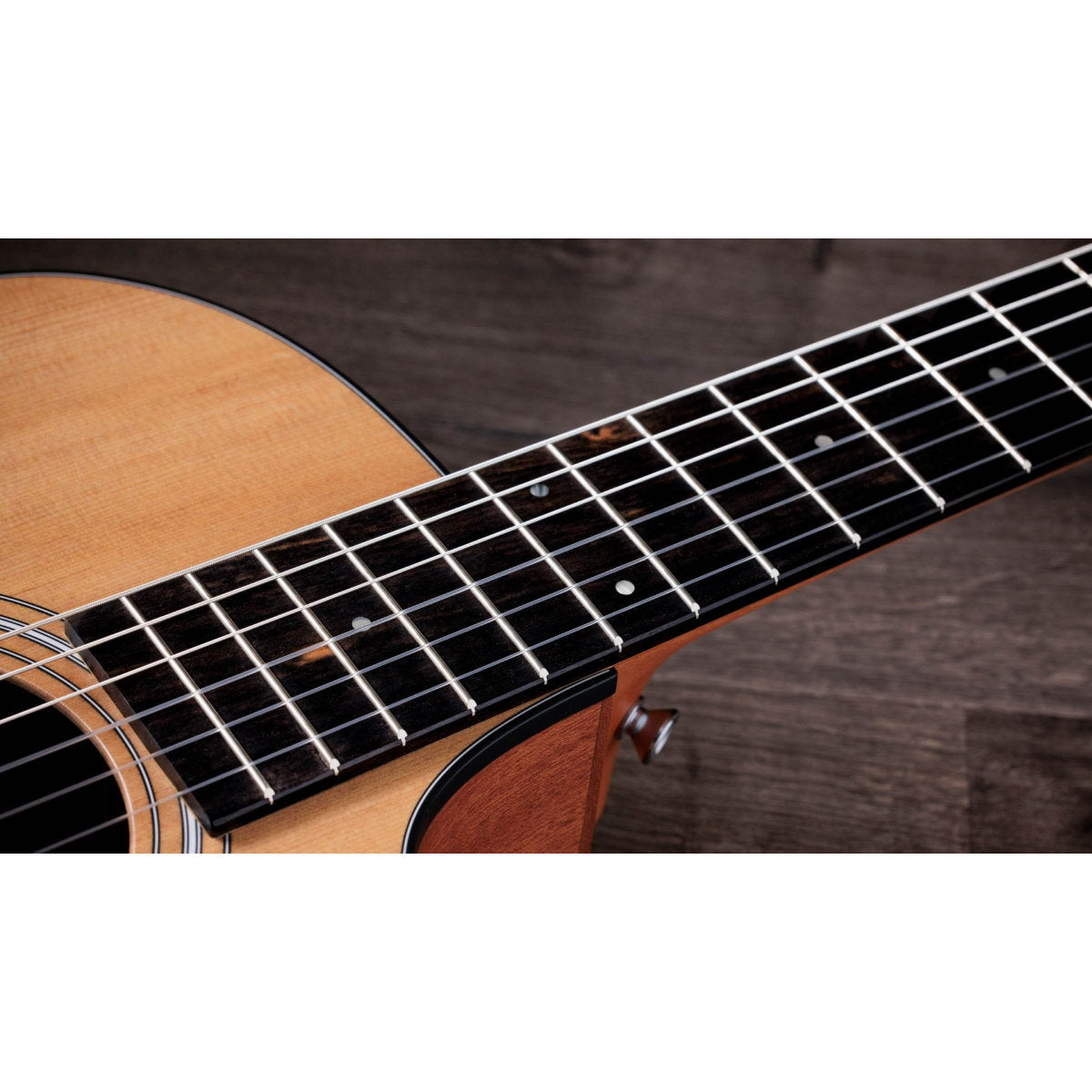 Taylor 112ce-N Nylon String Acoustic-Electric Guitar - Bananas at Large®