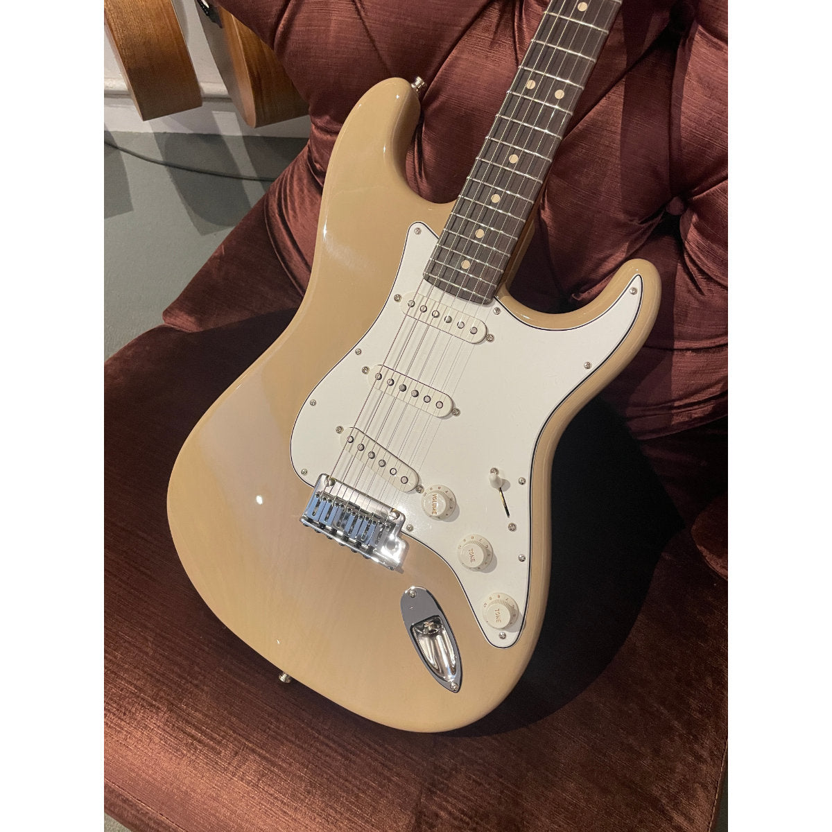Fender Custom Shop #173 Limited Edition Hand-Selected Bananas At Large Exclusive Custom Deluxe Roasted Strat Electric Guitar - NOS w/ Matching Headcap - Aged Dirty White Blonde