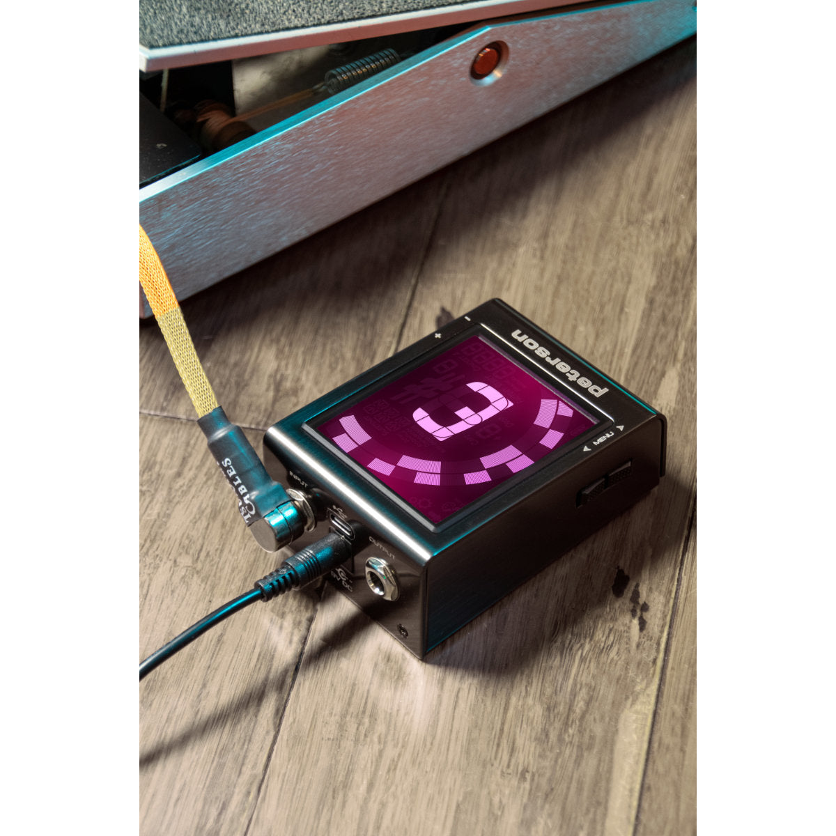 Peterson StroboVUE Always-On PedalBoard Tuning Monitor Pedal w/ Pure Buffer Output