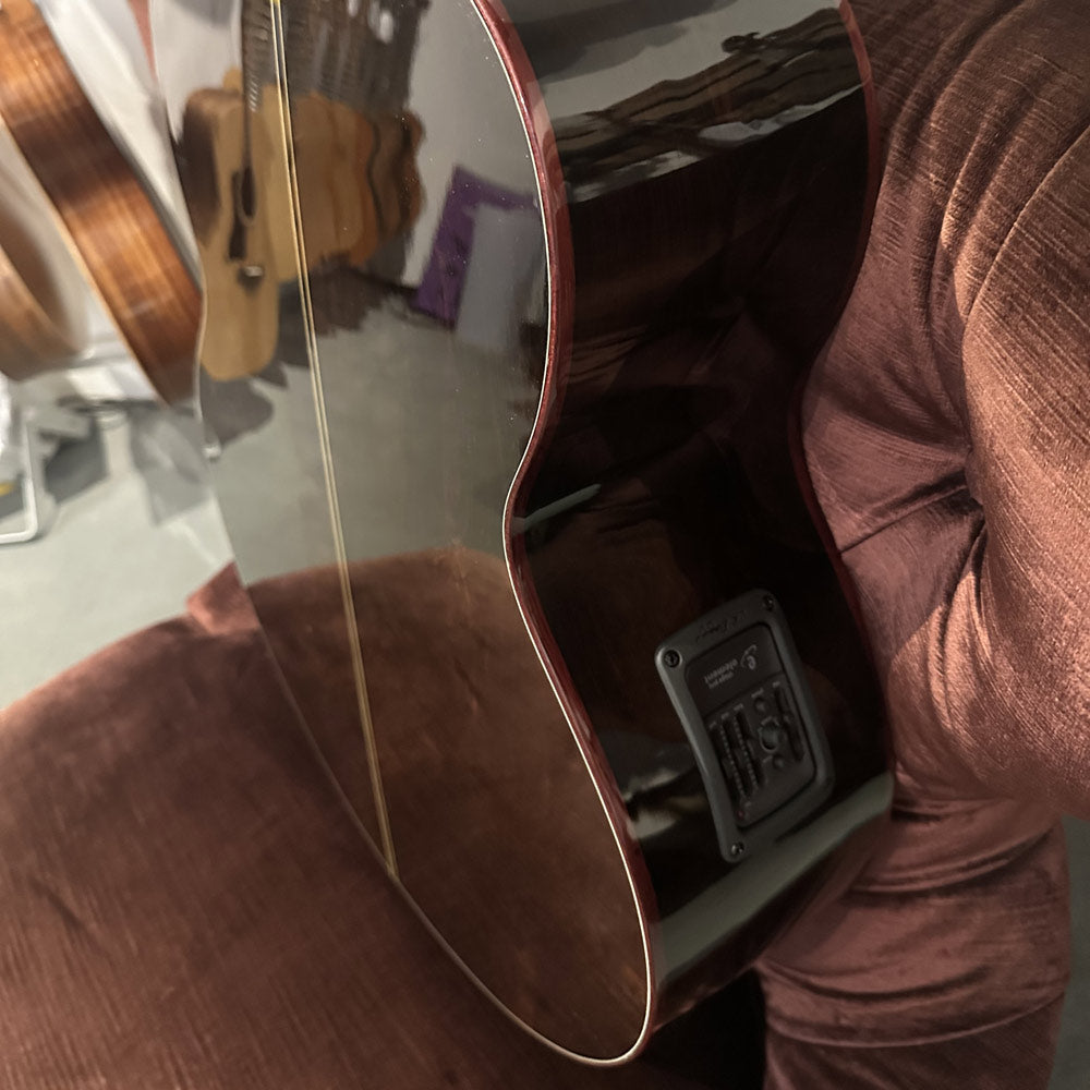 KR Guitars Custom Acoustic-Electric Bass w/ Case (Pre-Owned)