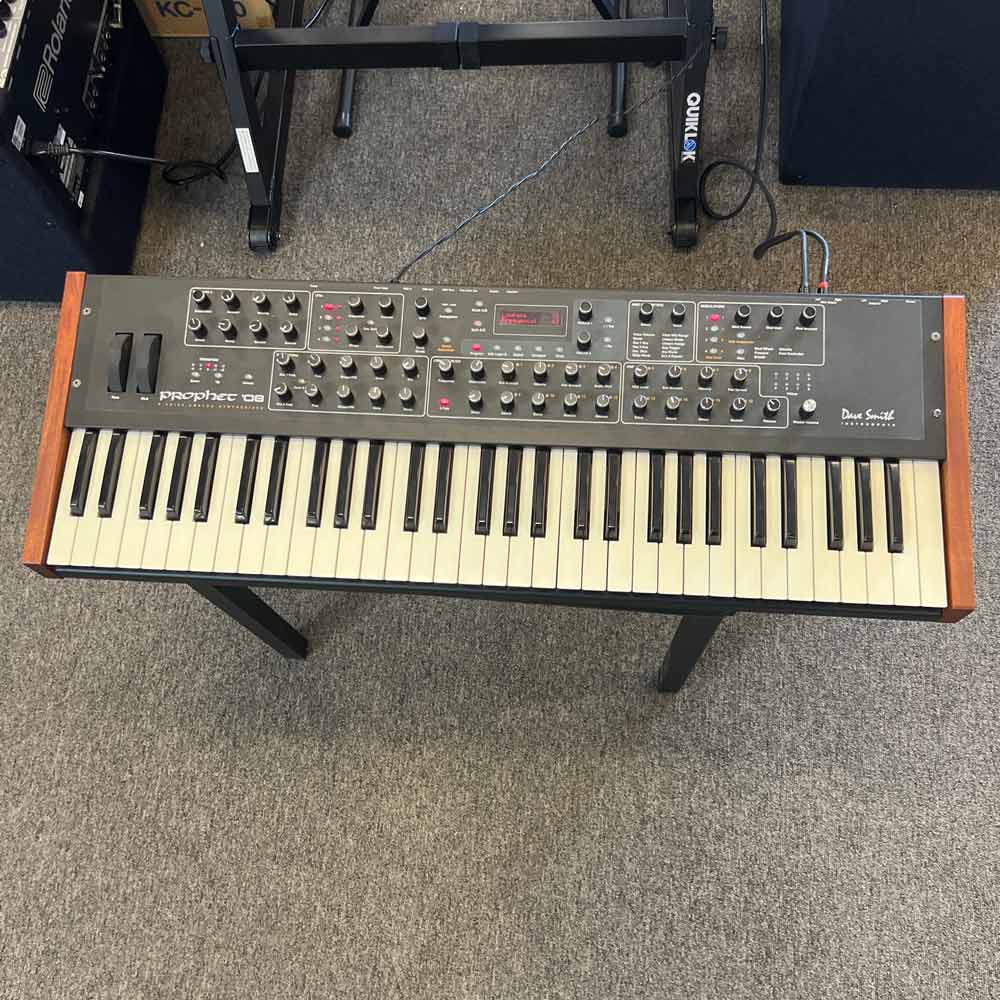 Dave Smith Prophet '08 PE 61-Key 8-Voice Polyphonic Analog Synthesizer w/ Gig Bag (Pre-Owned)