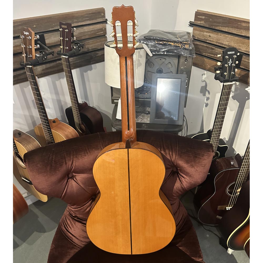 Raimundo 1999 145F Flamenco Guitar w/ Case (Pre-Owned)