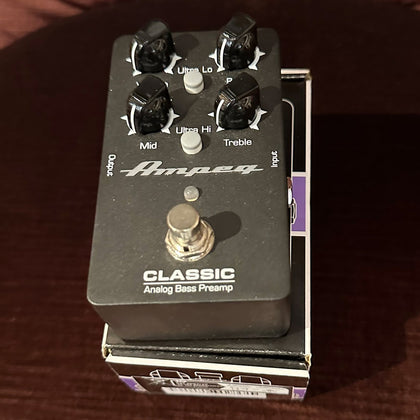 Ampeg Classic Analog Bass Preamp Pedal (Pre-Owned)