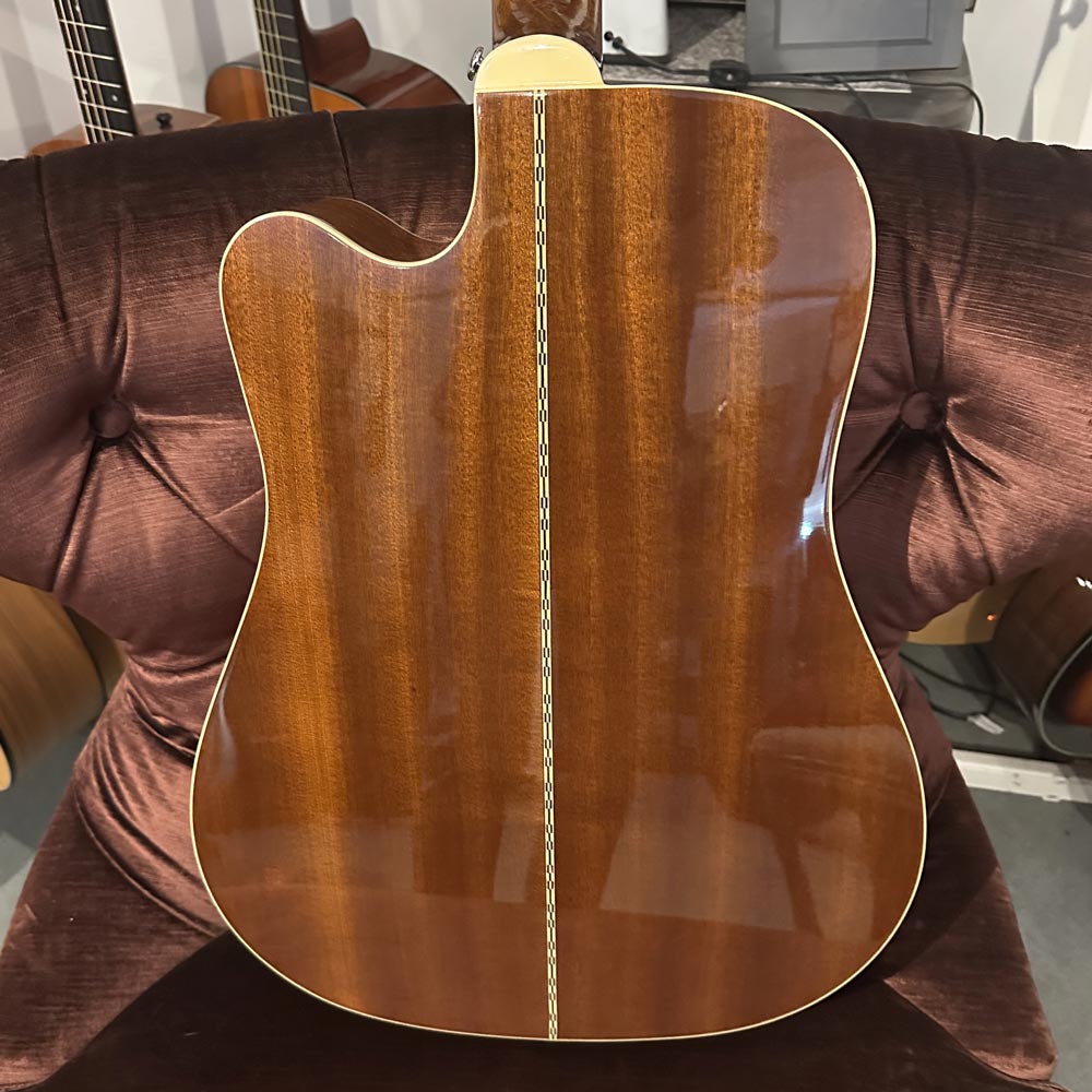 Zager Easy Play ZAD50CE Cutaway Acoustic-Electric Guitar w/ Case (Pre-Owned)