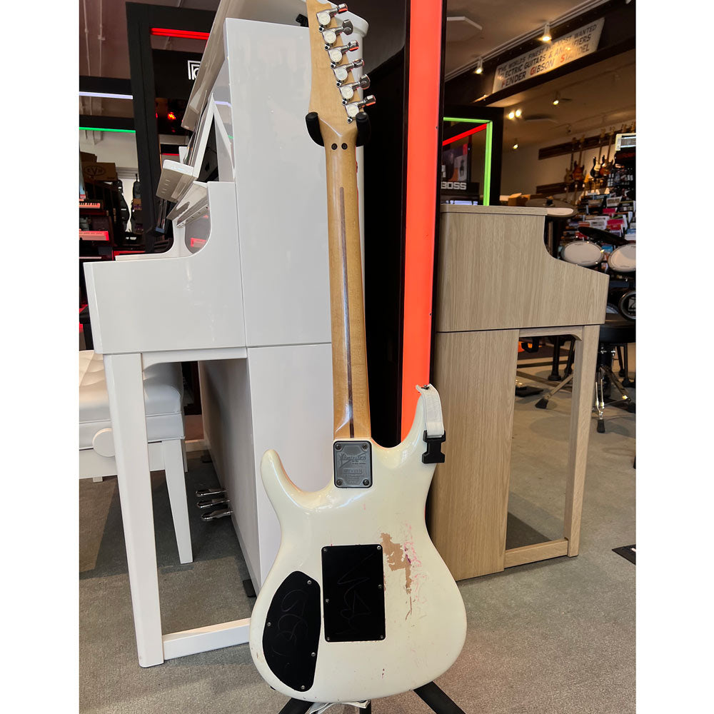 Joe Satriani Original JS Prototype Electric Guitar Autographed by Paul Stanley and Gene Simmons (Pre-Owned) (Joe Satriani Private Collection)