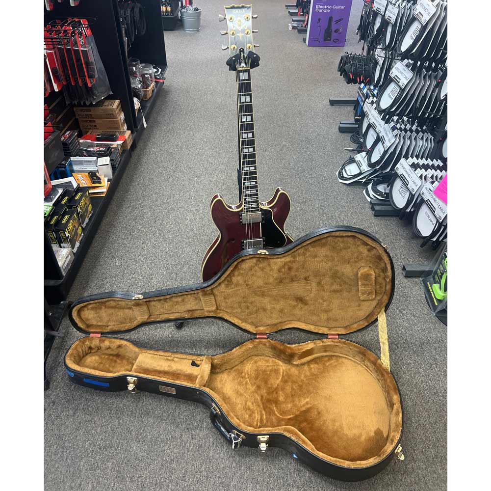 Yamaha SA2000 Semi-Hollowbody Electric Guitar w/ Case (Pre-Owned)