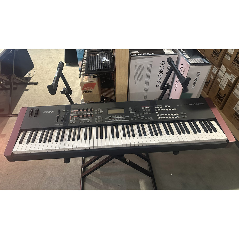 Yamaha MOXF8 88-key Keyboard Synthesizer Workstation w/ Proline Stand (Pre-Owned)