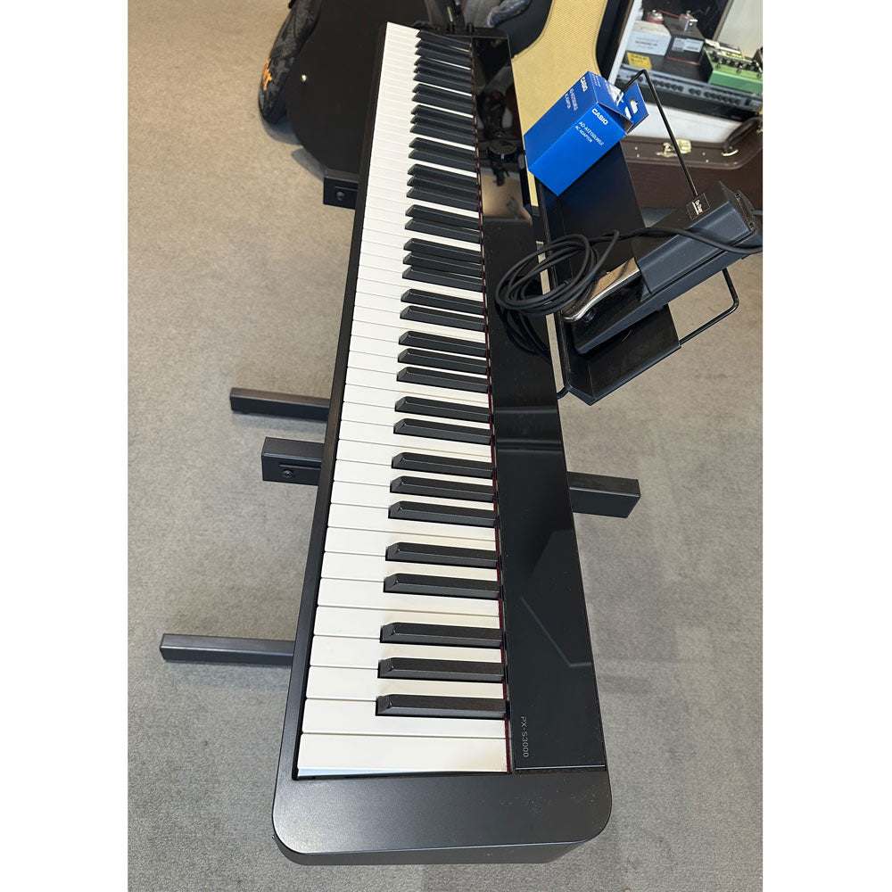 Casio Privia PX-S3000 Portable Digital Piano w/ Z Stand (Pre-Owned)