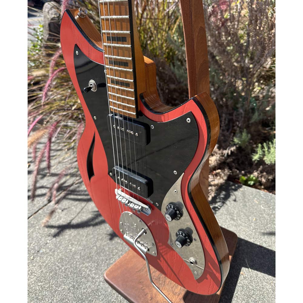 Novo Guitars Miris J Electric Guitar w/ Pro Bag (Pre-Owned)