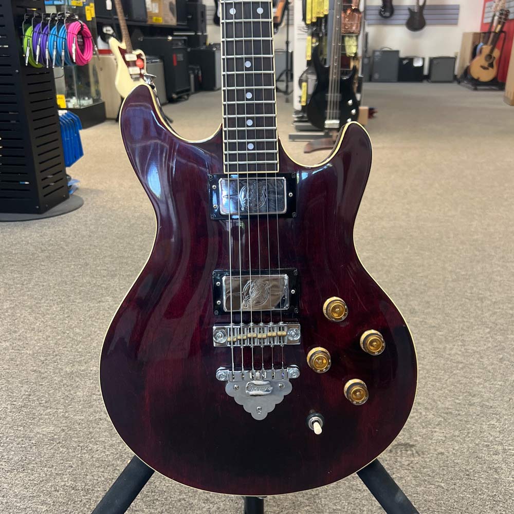 Ibanez CN100 Electric Guitar w/ Case (Pre-Owned)