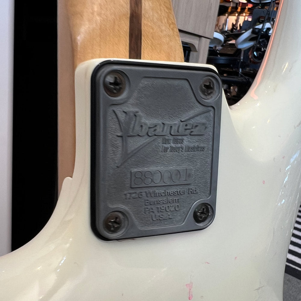 Joe Satriani Original JS Prototype Electric Guitar Autographed by Paul Stanley and Gene Simmons (Pre-Owned) (Joe Satriani Private Collection)