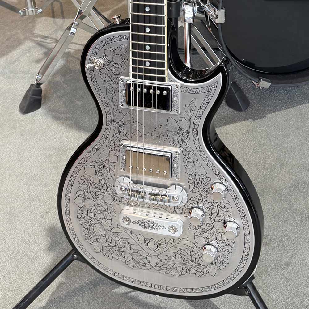 Zemaitis Custom 22 Engraved Metal Front Electric Guitar w/ Case - Black Back (Pre-Owned)