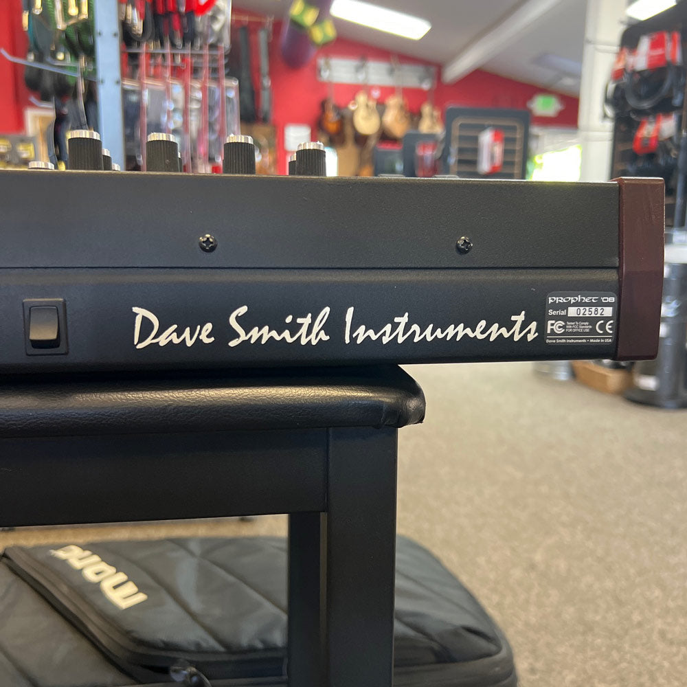 Dave Smith Prophet '08 PE 61-Key 8-Voice Polyphonic Analog Synthesizer w/ Gig Bag (Pre-Owned)