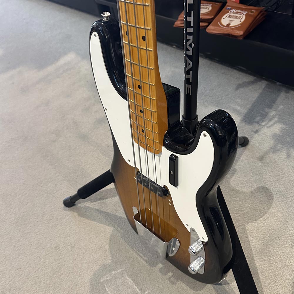 Fender American Vintage II 1954 Precision Bass Reissue w/ Case (Pre-Owned)
