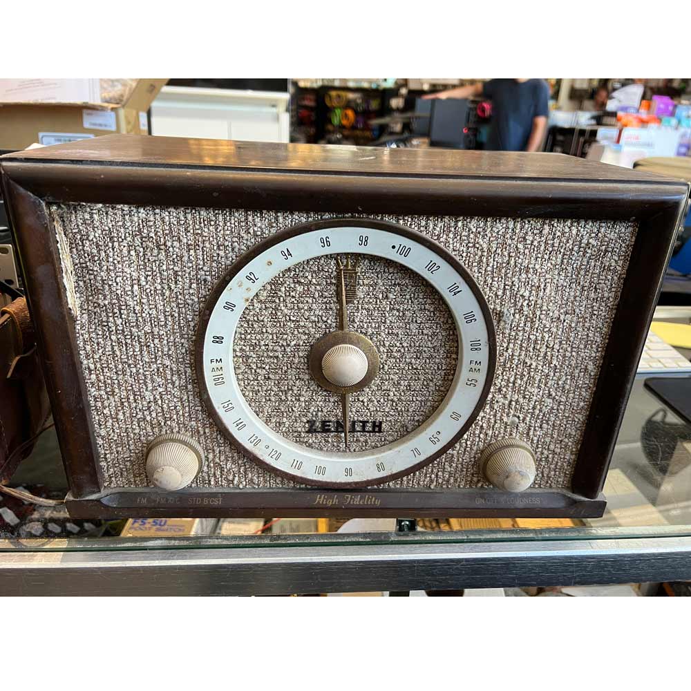 Zenith 1950s Model S-40191 Wood High Fidelity AM/FM Tube Radio
