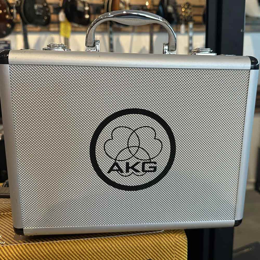AKG C414 XLS Large-Diaphragm Multi-Pattern Condenser Mic w/ Case (Pre-Owned)