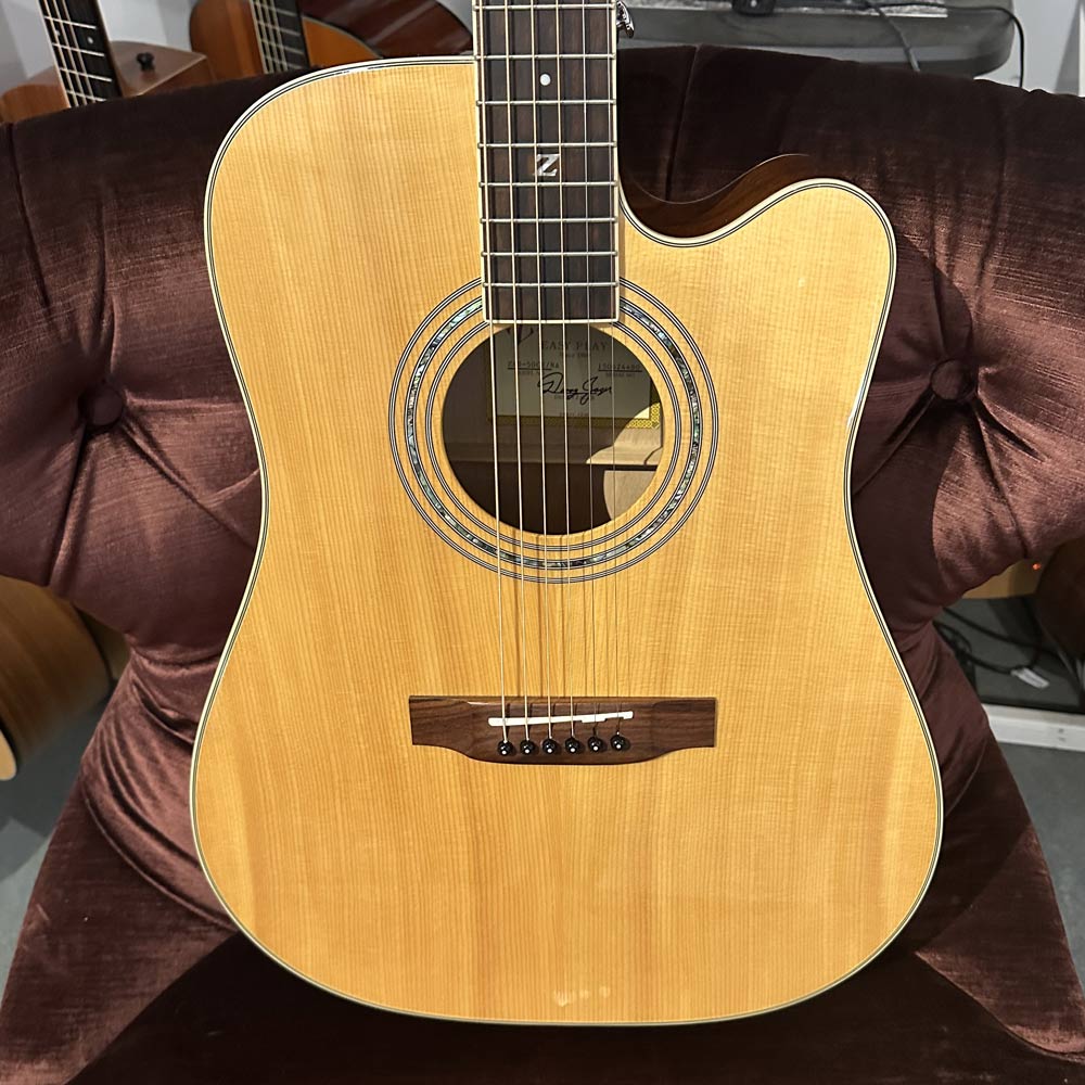 Zager Easy Play ZAD50CE Cutaway Acoustic-Electric Guitar w/ Case (Pre-Owned)
