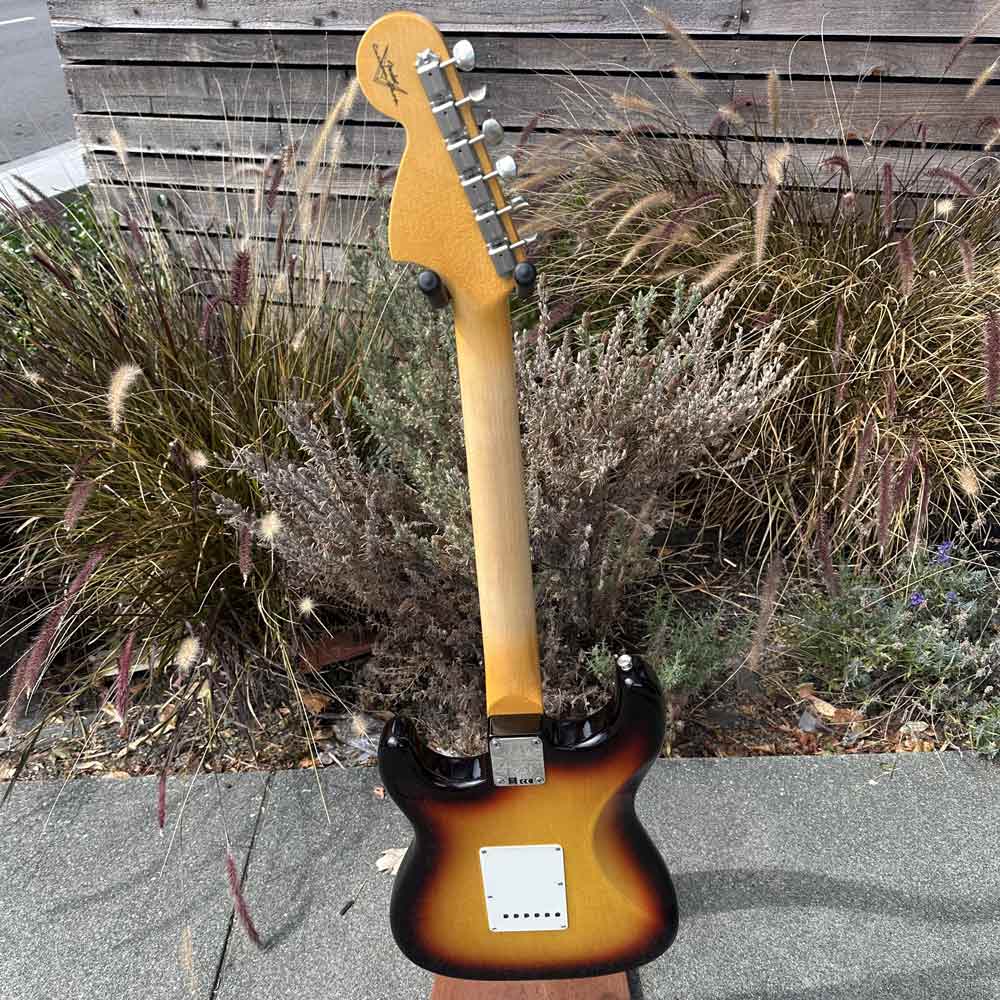 Fender Custom Shop 2023 '66 Stratocaster Deluxe Closet Classic Electric Guitar w/ Case - 3-Tone Sunburst (Pre-Owned)