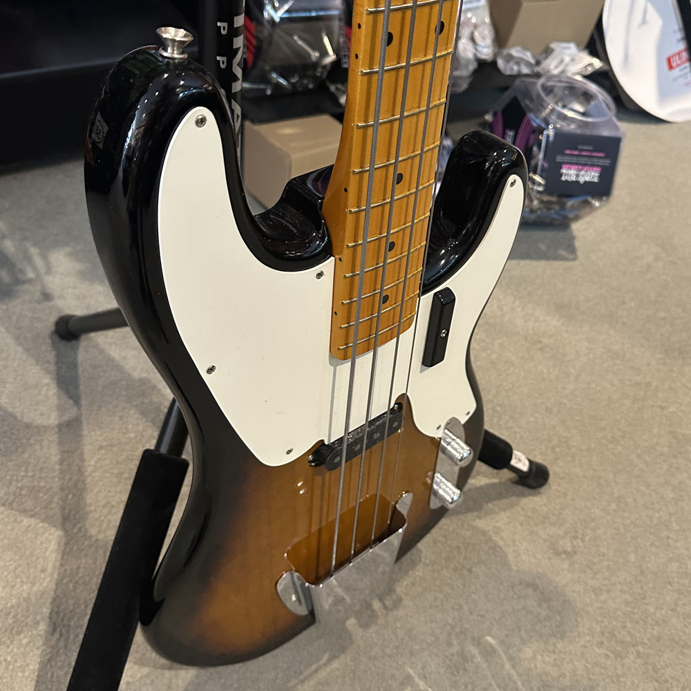 Fender American Vintage II 1954 Precision Bass Reissue w/ Case (Pre-Owned)