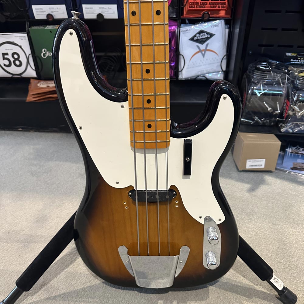 Fender American Vintage II 1954 Precision Bass Reissue w/ Case (Pre-Owned)