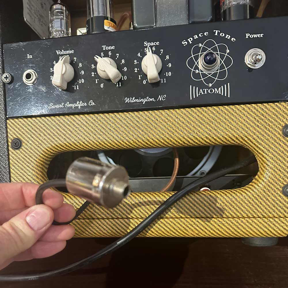 Swart Space Tone Atom Handbuilt Compact Guitar Tube Amp - Serial # 3 (Pre-Owned)