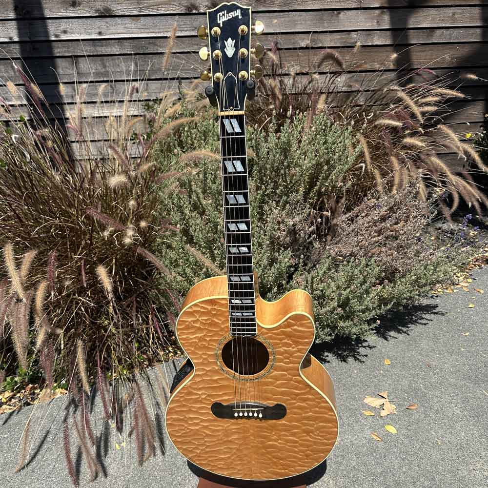 Gibson 2002 J-185 EC Quilt Top Acoustic-Electric Guitar w/ Case - Natural (Pre-Owned)