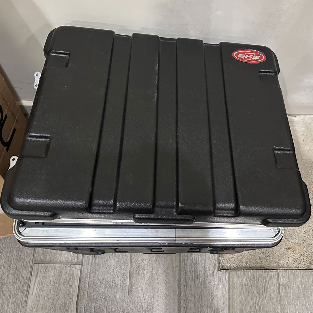 SKB 8 Space (8U) Molded Case Rack Case (Pre-Owned)