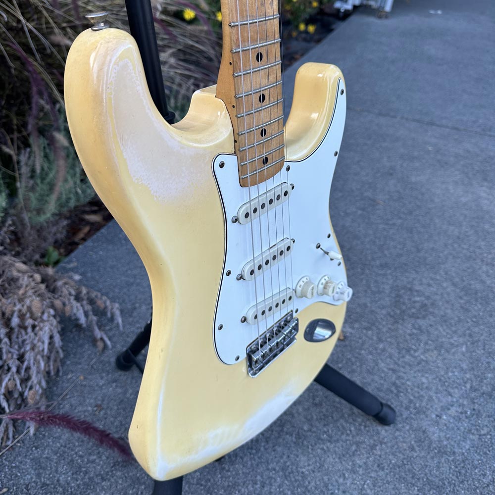Fender 1974 Stratocaster Vintage Electric Guitar w/ Original Case - Olympic White (Pre-Owned)