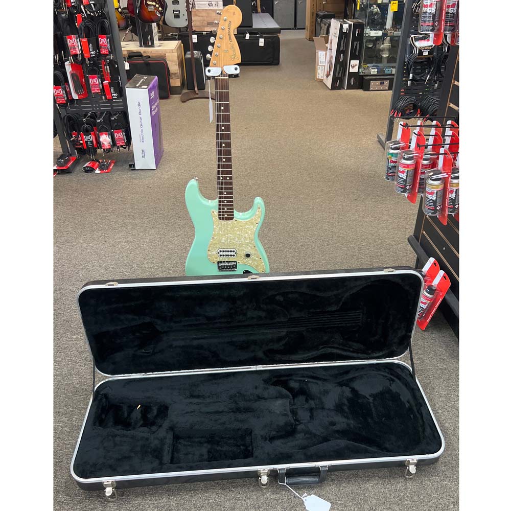 Fender 2002 Tom Delonge Stratocaster Electric Guitar w/ Hard Case - Surf Green (Pre-Owned)