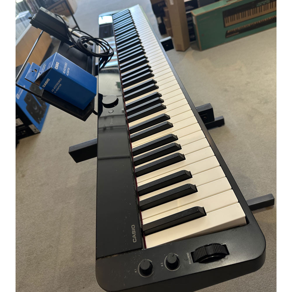 Casio Privia PX-S3000 Portable Digital Piano w/ Z Stand (Pre-Owned